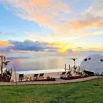 Vi Naturae Glamping *