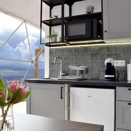 Vi Naturae Glamping Luxe tent